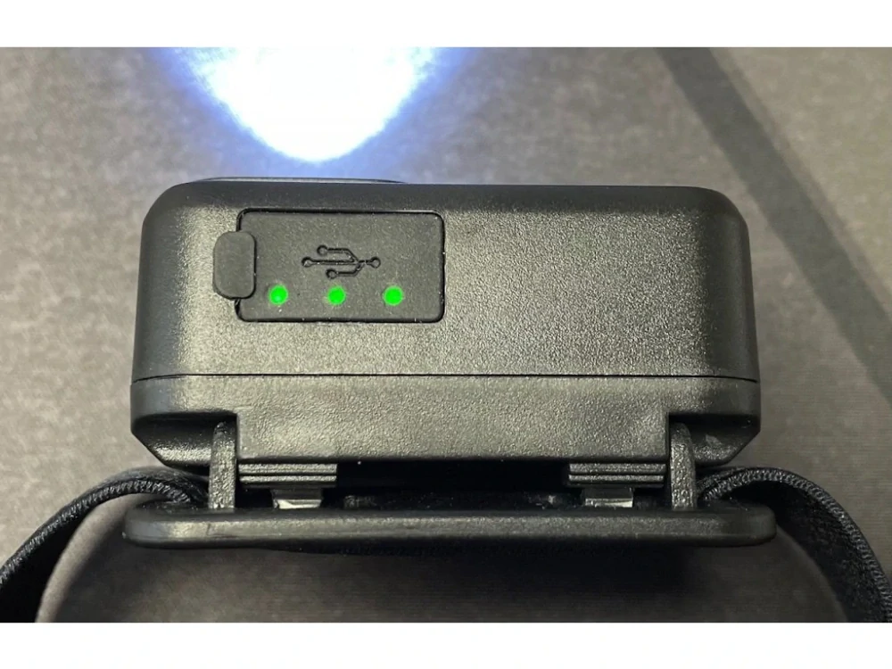 Výkonná nabíjecí čelovka HL2000, bílá + zelená LED, Li-Pol 2000mAh, USB-C